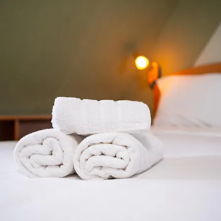 Panorama View 1 Bedroom *