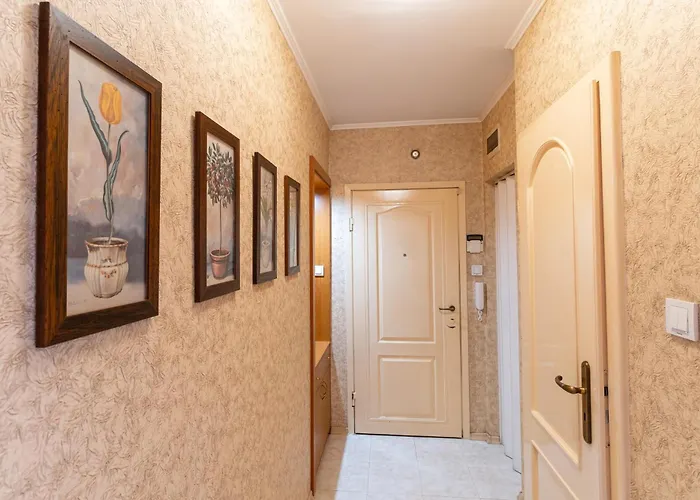 Panorama View 1 Bedroom Apartment