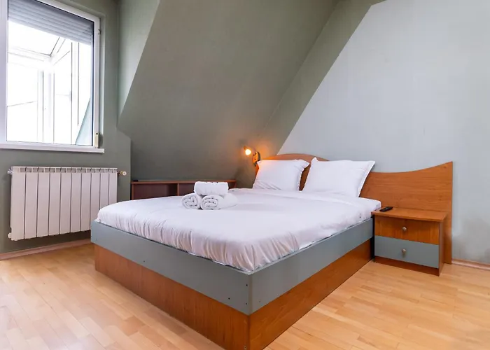 Panorama View 1 Bedroom Apartment